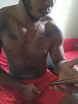 Snapshot of ykaromen chatting on 03.29.26 ykaromen online show from 03.29.26