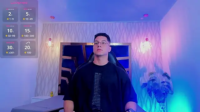 Noah Clarkk online show from 03.05.26