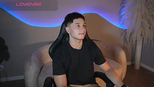 Noah Clarkk online show from 07.13.26