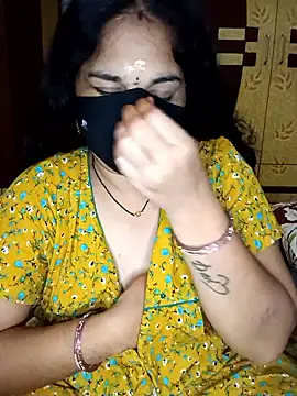 maduri   online show from 04.02.26