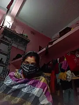 Snapshot of villSunrise chatting on 12.22.25 villSunrise online show from 12.22.25