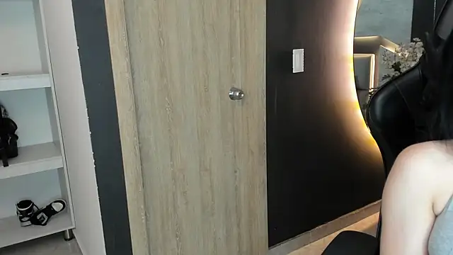 VenomDoll  online show from 01.14.26