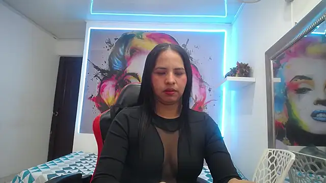 nicol ross19 online show from 04.18.26