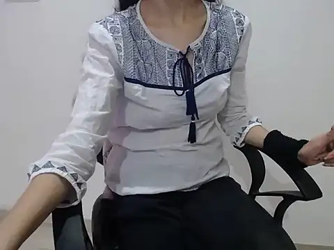 Farhana beautyfull online show from 04.09.26