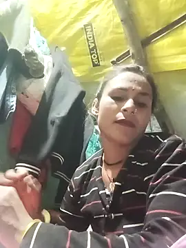 Snapshot of Cuty_priti chatting on 02.04.26 Cuty priti online show from 02.04.26