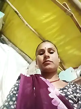 Snapshot of Cuty_priti chatting on 02.28.26 Cuty priti online show from 02.28.26