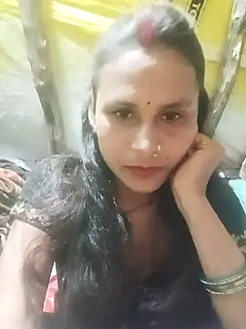 Snapshot of Cuty_priti chatting on 03.14.26 Cuty priti online show from 03.14.26