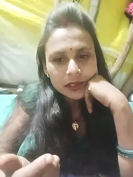 Snapshot of Cuty_priti chatting on 03.18.26 Cuty priti online show from 03.18.26