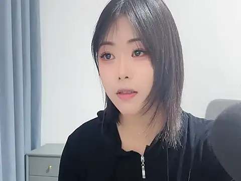 smalldaisy online show from 12.21.25