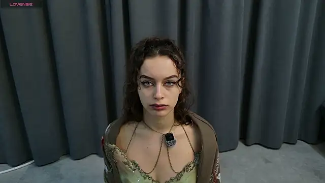 NikaBliss online show from 12.20.25