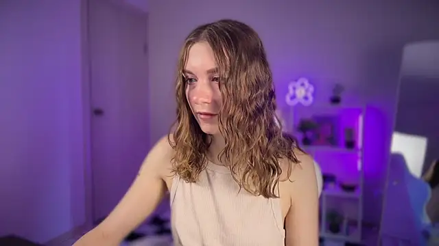 KellySunn online show from 04.14.26