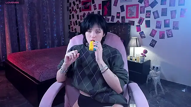 SarahShelby online show from 02.07.26