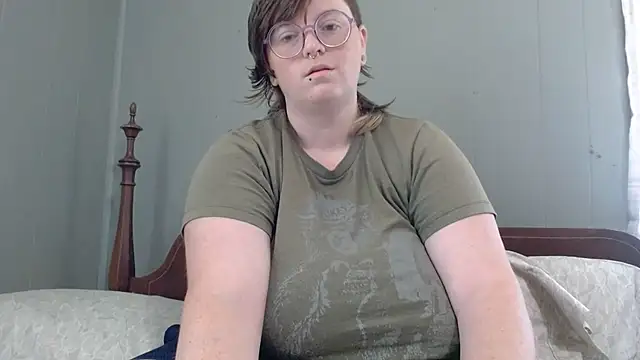 Snapshot of Pupghostt chatting on 07.15.26 Pupghostt online show from 07.15.26