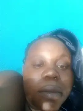 Snapshot of JuicyBerrie chatting on 01.13.26 JuicyBerrie online show from 01.13.26