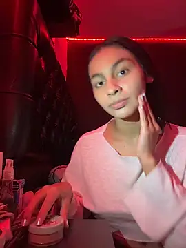 ManuelaEvans  online show from 02.01.26