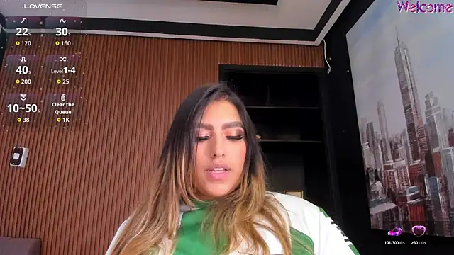 AmbarBrownn  online show from 04.12.26