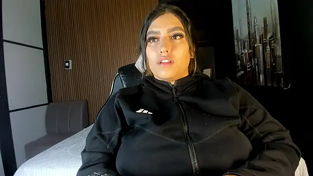 AmbarBrownn  online show from 04.13.26