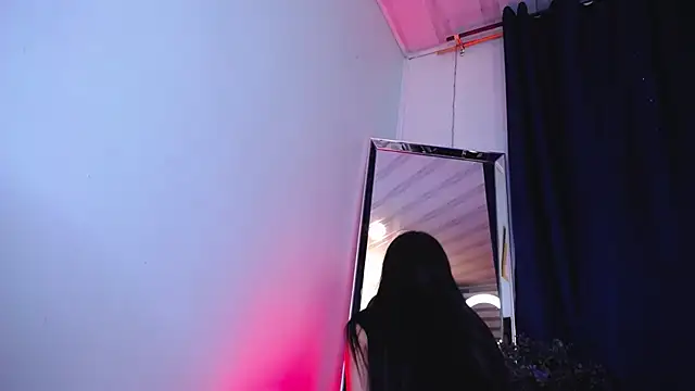 Emilyy05  online show from 03.16.26