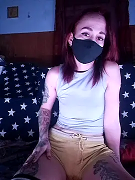 Lunara Noir online show from 12.22.25