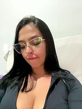 Snapshot of jujuarantes__2026 chatting on 01.17.26 jujuarantes 2026 online show from 01.17.26