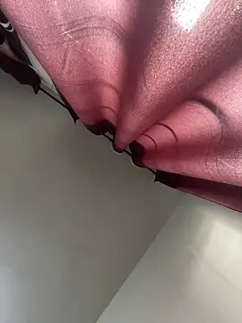 Snapshot of jujuarantes__2026 chatting on 02.04.26 jujuarantes 2026 online show from 02.04.26