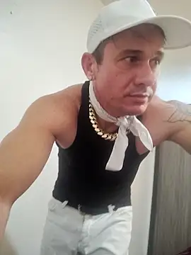 Snapshot of losdeliciosos12 chatting on 02.14.26 losdeliciosos12 online show from 02.14.26