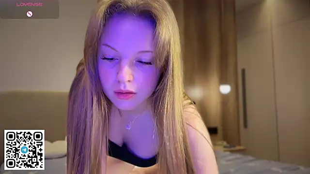steffi meoww online show from 05.18.26