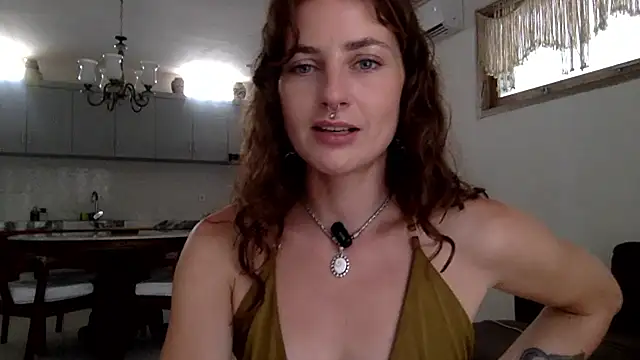 Snapshot of miamiamuse chatting on 01.09.26 miamiamuse online show from 01.09.26