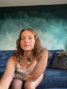 Snapshot of miamiamuse chatting on 02.22.26 miamiamuse online show from 02.22.26