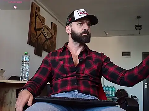 Snapshot of DamonSalvatore2 chatting on 06.18.26 DamonSalvatore2 online show from 06.18.26