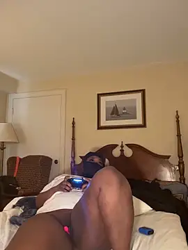 Snapshot of Ghoulsnooze_19 chatting on 03.12.26 Ghoulsnooze 19 online show from 03.12.26