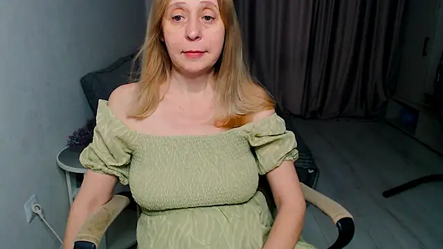 MiLenaMilf online show from 04.05.26