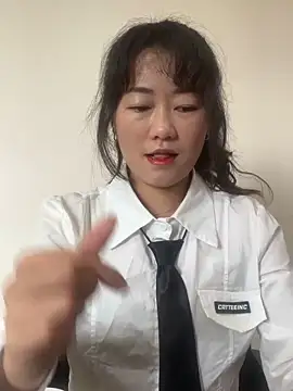 Molly-xiao online show from 04.16.26