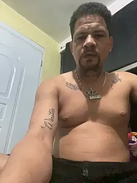 Snapshot of Dominicanobb chatting on 02.20.26 Dominicanobb online show from 02.20.26