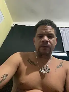 Snapshot of Dominicanobb chatting on 02.28.26 Dominicanobb online show from 02.28.26