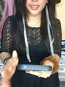 Snapshot of Saumyy chatting on 04.03.26 Saumyy online show from 04.03.26