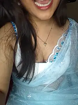 Snapshot of Saumyy chatting on 04.05.26 Saumyy online show from 04.05.26