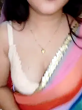 Snapshot of Saumyy chatting on 04.14.26 Saumyy online show from 04.14.26