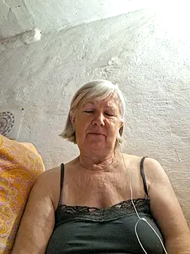 KlaudiaDarling online show from 06.07.26