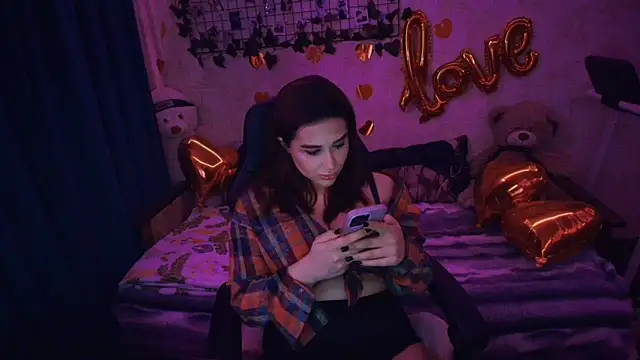 AlisiaRose online show from 03.28.26