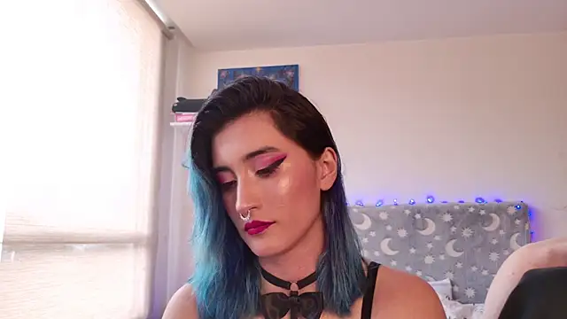 LunaisBack online show from 04.19.26