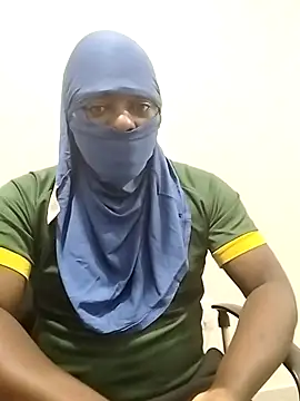 Bra-G online show from 12.22.25