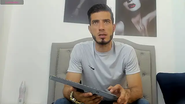 Snapshot of marc_ruffa chatting on 02.12.26 marc ruffa online show from 02.12.26