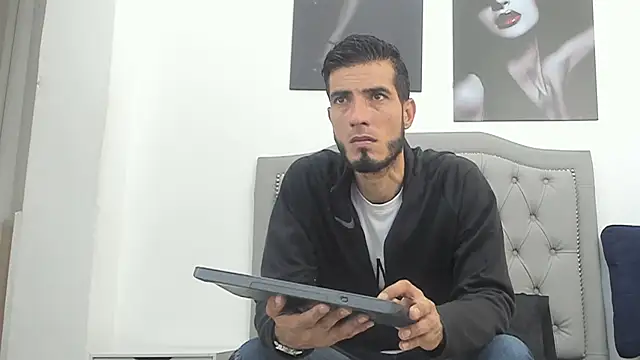 Snapshot of marc_ruffa chatting on 02.20.26 marc ruffa online show from 02.20.26