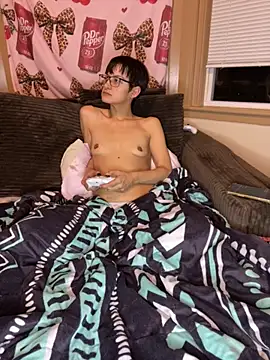 Snapshot of FaiiryArii chatting on 02.26.26 FaiiryArii online show from 02.26.26