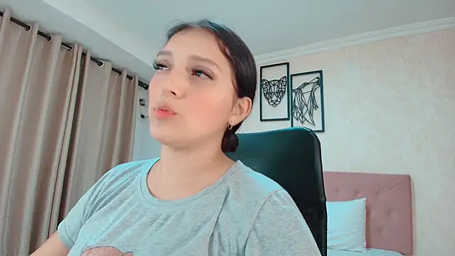 littlemolly walcott online show from 07.06.26