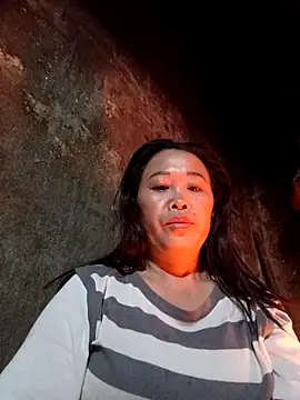 dakota-kis online show from 03.04.26