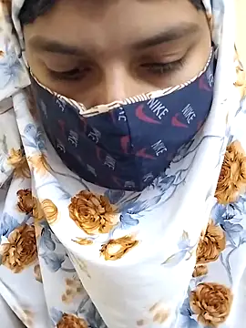 Snapshot of rukhsar_ chatting on 02.17.26 rukhsar online show from 02.17.26