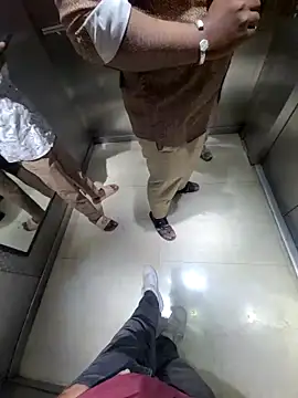 jerryrooh69 online show from 04.15.26