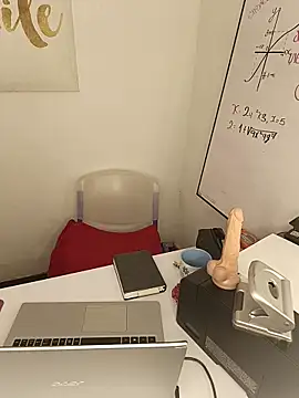 MarianaMonsalve  online show from 02.12.26